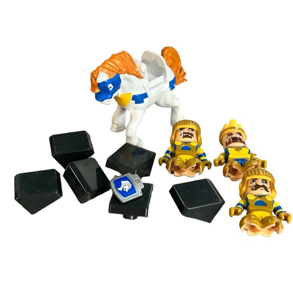 Fisher Price Trio Replacement Pieces Kings Castle Play Set - Picture 7 of 7